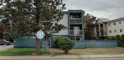 Building Photo - 1755 No 9 Highway317