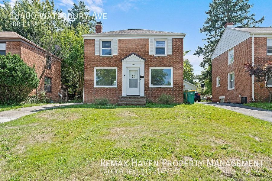 18400 Waterbury Ave, Maple Heights Spacio... House Rental in Maple