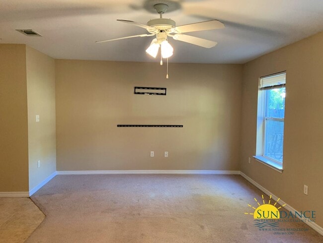 Building Photo - Great 2 Bedroom Townhouse in Fort Walton B...