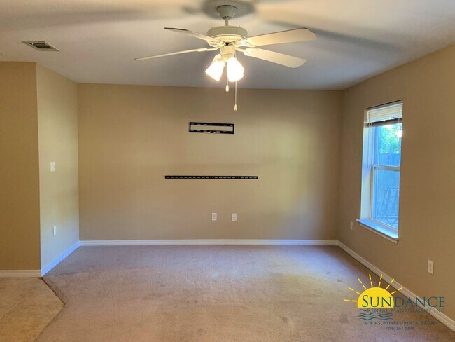 Foto del edificio - Great 2 Bedroom Townhouse in Fort Walton Beach!