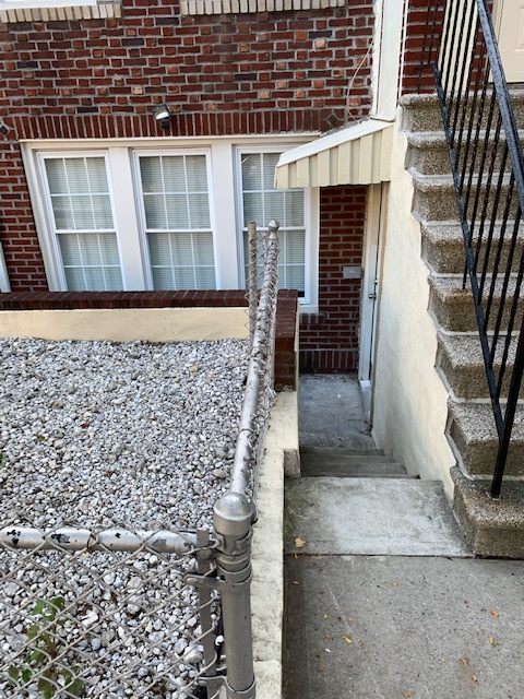Primary Photo - 251 Quincy Ave