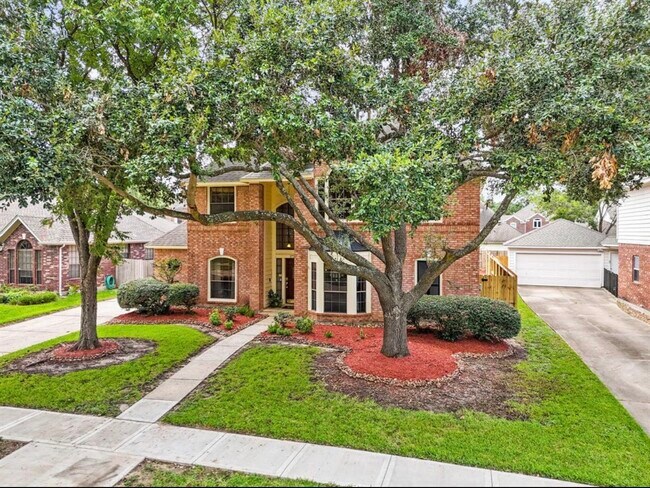 Foto del edificio - 17335 Meadow Heights Dr