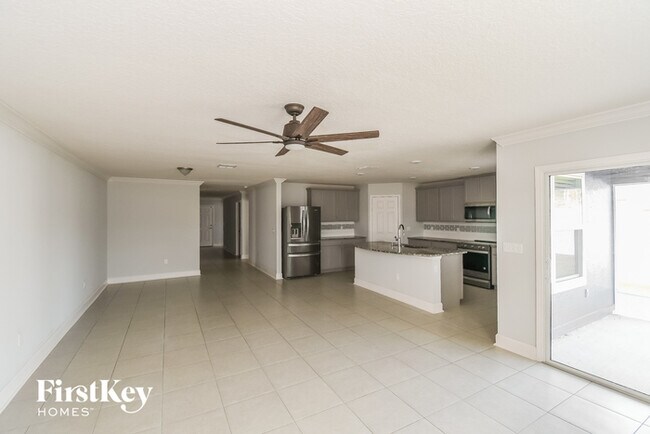 Foto del edificio - 77178 Sawmill Ct