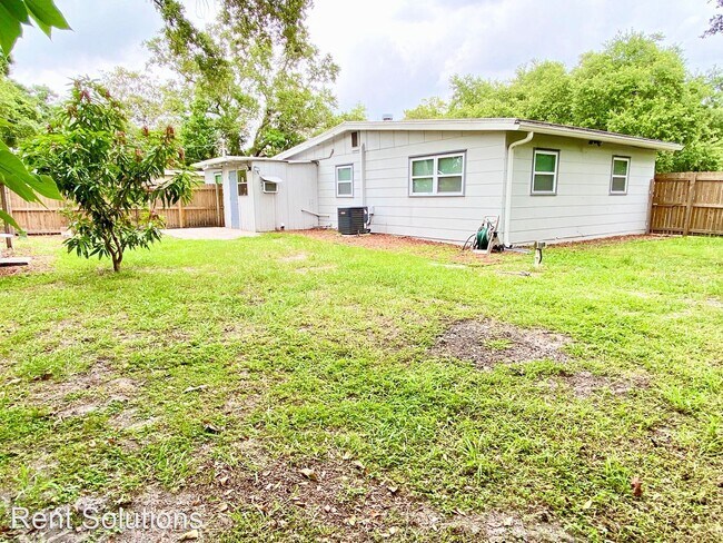 Building Photo - 3 br, 2 bath House - 236 Emerald Ln