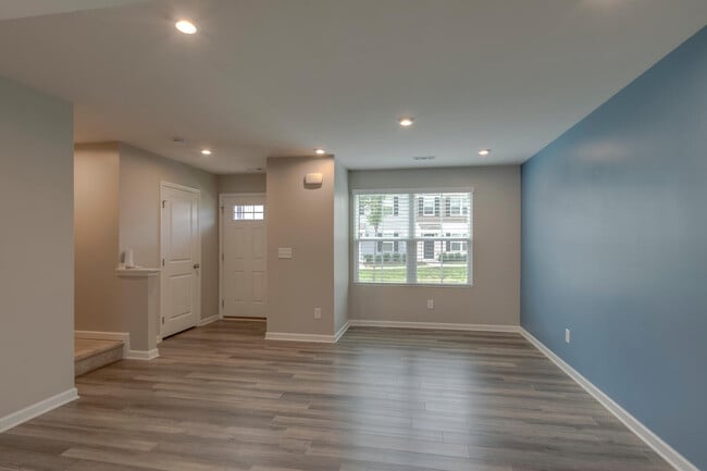 Building Photo - 2935 Winterberry Dr