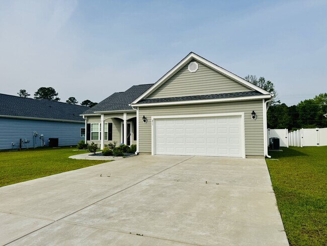 Building Photo - 211 Copperwood Lp