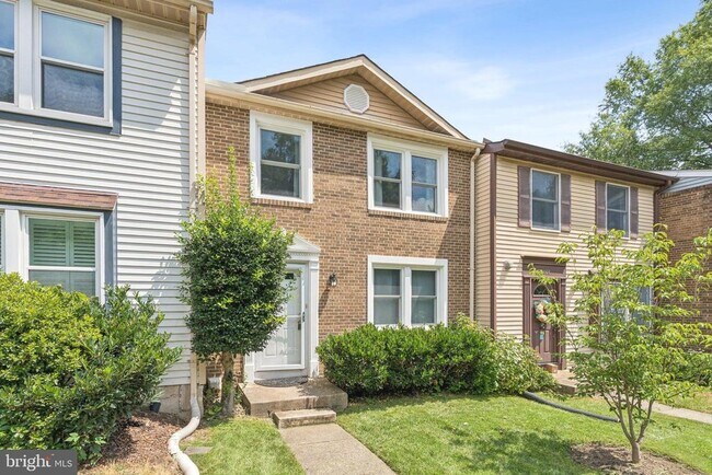 Foto del edificio - 6804 Hutchison St