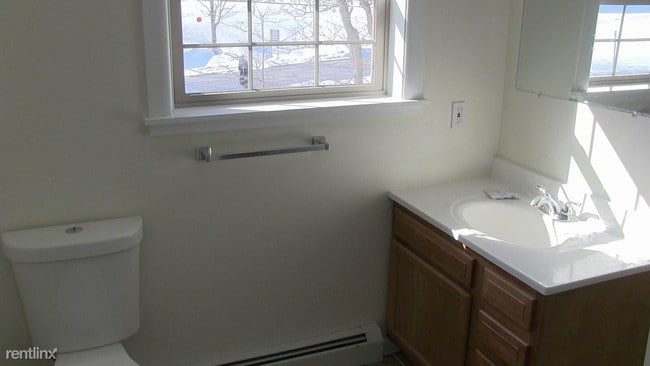 Building Photo - 335 Coddington Rd