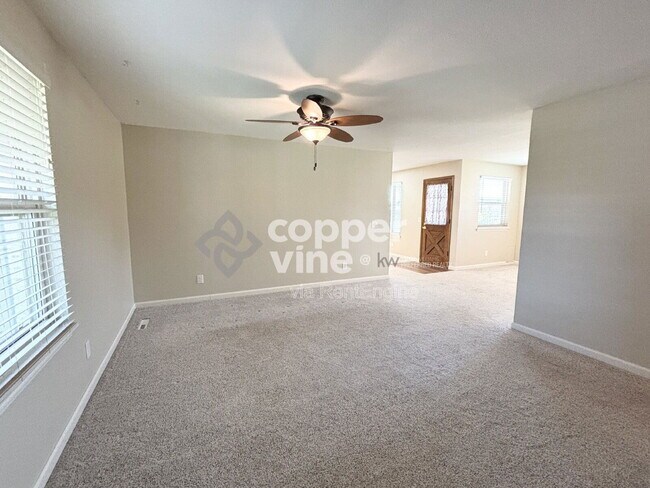 Foto del edificio - 495 Ash St