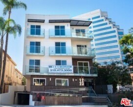 Building Photo - 1223 Wellesley Ave