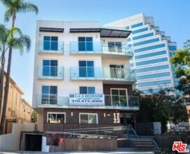 Building Photo - 1223 Wellesley Ave