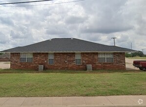 Building Photo - 120 S Burdick St