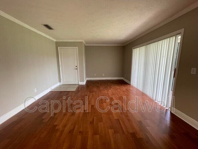 Building Photo - 13686 Orange Sunset Dr