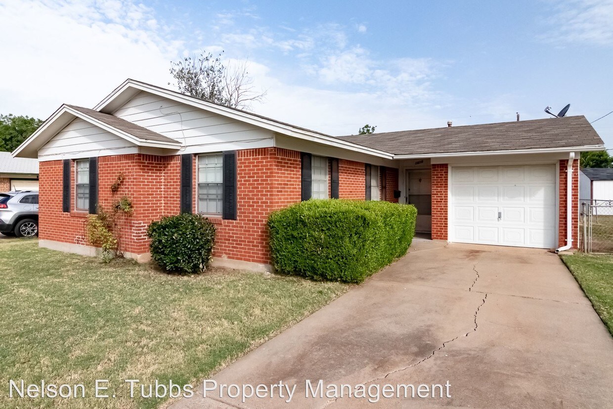 1810 Eden Ln, Wichita Falls, TX 76306 House Rental in Wichita Falls