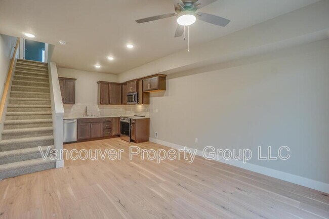 Foto del edificio - 2215 E Badger Wy