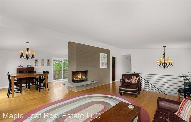 Building Photo - 6 br, 3 bath House - 3509 NE 148th St