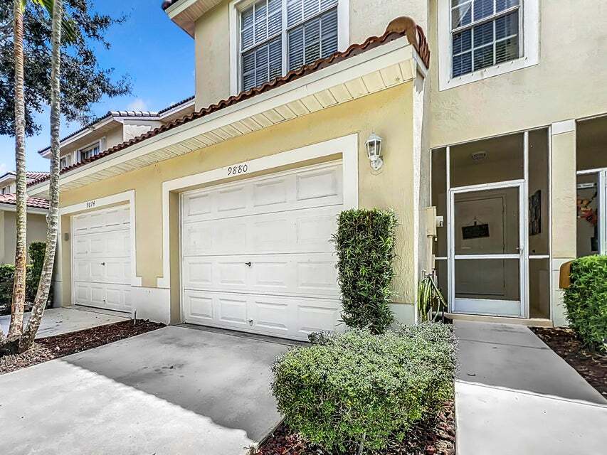 Foto principal - 9880 Porta Leona Ln