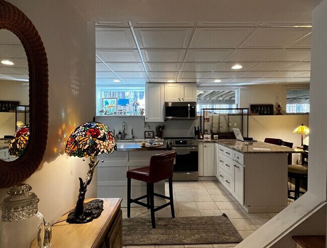 Foto del edificio - 142R Page Rd