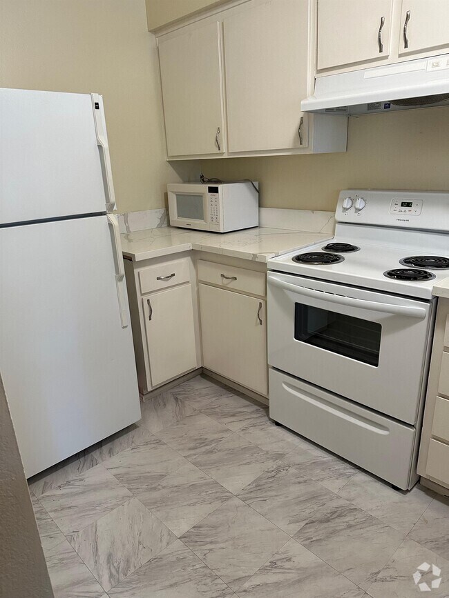 92108 Studio Apartments under 1,800