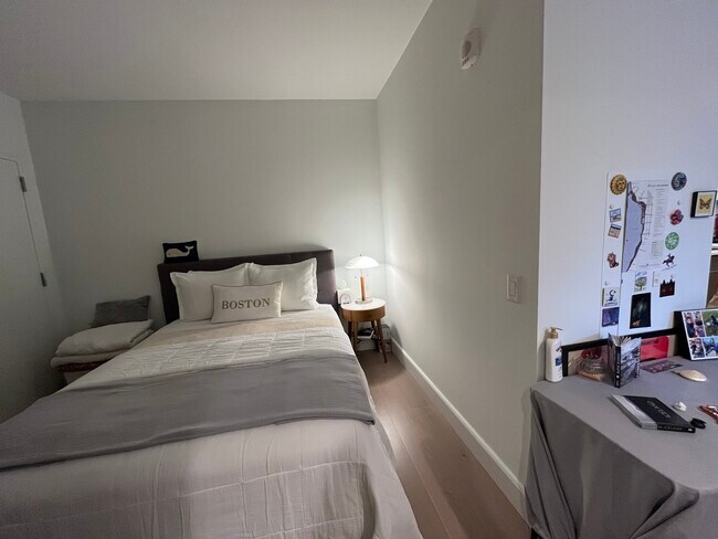 Foto del edificio - 100 Lovejoy Wharf