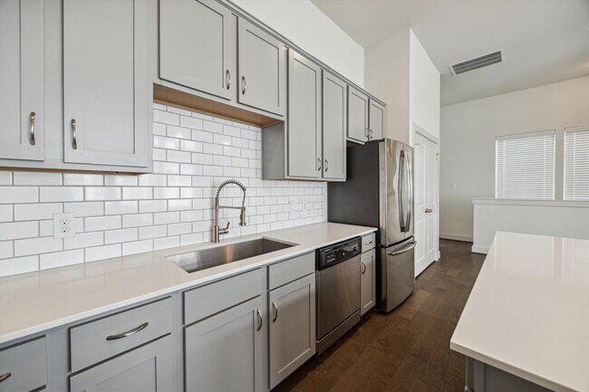 Building Photo - 9452 Kerrwood Ln