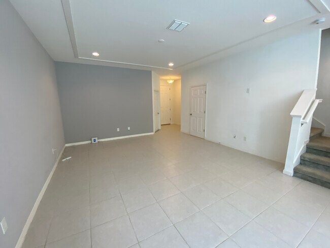 Foto del edificio - 2217 Sedge Grass Wy