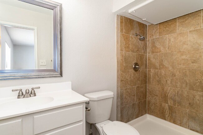 Foto del edificio - Charming 3-Bedroom Home in Fort Worth