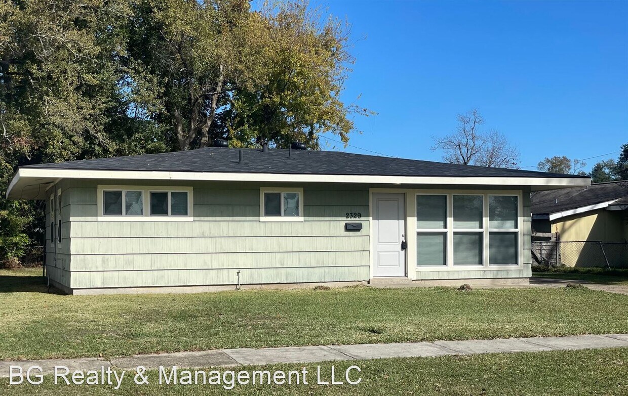 Primary Photo - 3 br, 1 bath House - 2329 S Roosevelt St