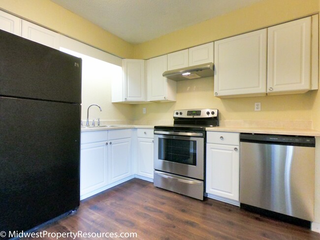 updated kitchen - 1418 SW Jefferson St