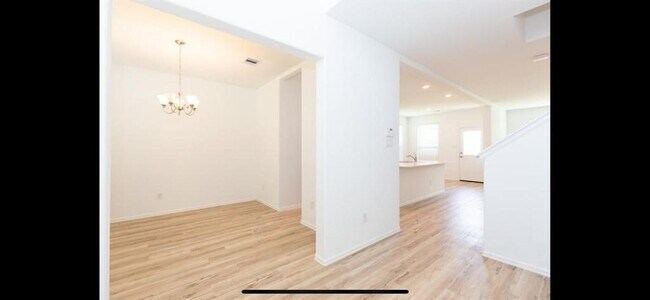 Foto del edificio - 19044 Pinewood Grove Trl