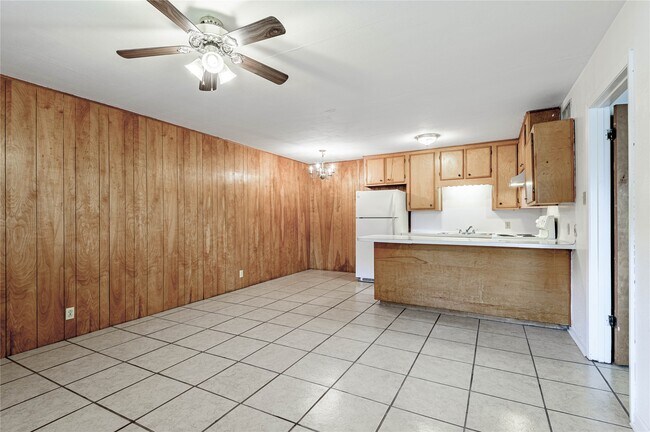 Foto del edificio - 120 McAdams Ln