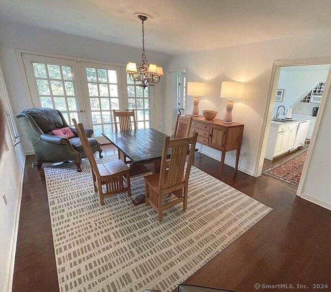 Building Photo - 86-85 5 Mile River Rd