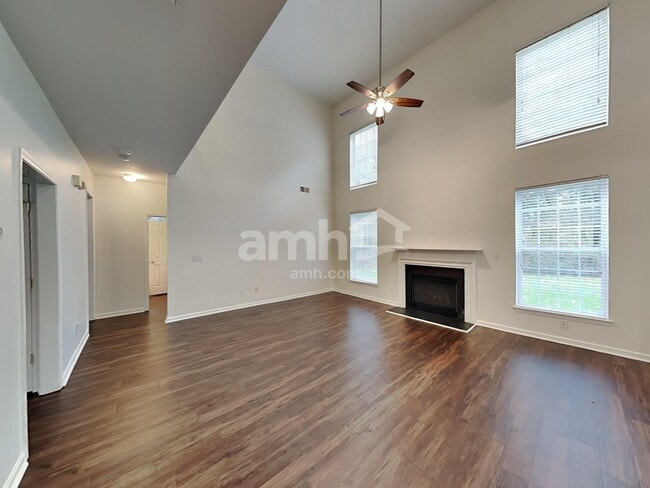 Foto del edificio - 16202 Grafham Cir