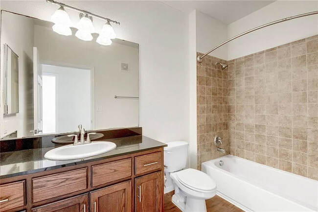 Foto del edificio - 910 W 25th St