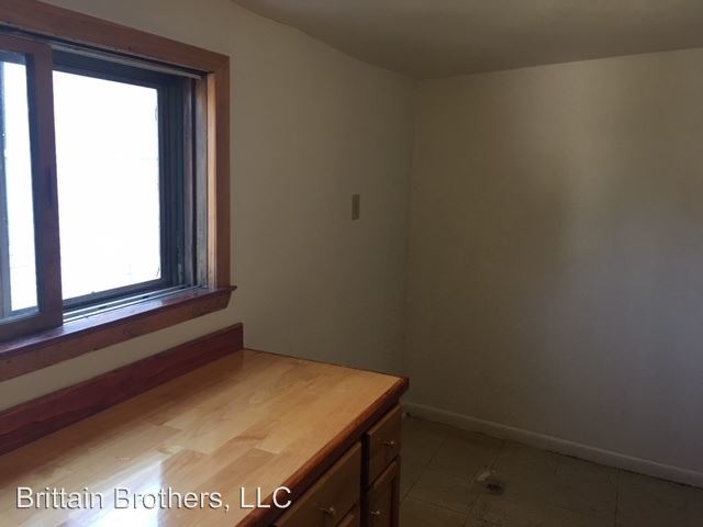 Building Photo - 738 S Layton Blvd