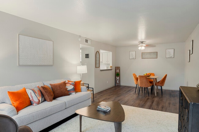 Foto del edificio - University Place Apartments