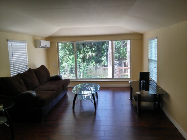 Building Photo - 7208 Alafia Ridge Loop