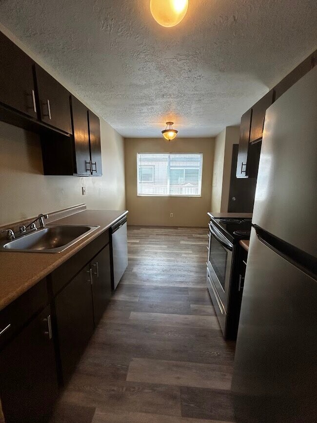 Dining room area off kitchen - 3808 SE Cesar Estrada Chavez Blvd