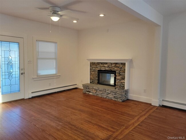 Building Photo - 40 Belford Ave