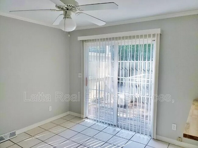 Building Photo - 188 Oak Hill Cluster