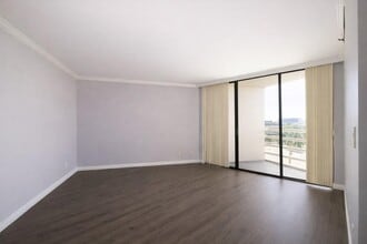 Building Photo - 3525 Sage Rd