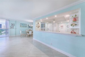Building Photo - 3800 S Ocean Dr