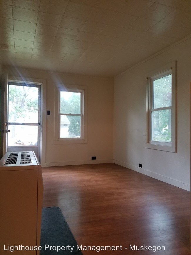Foto del edificio - 2 br, 1 bath House - 3355 Mona Street