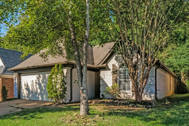 Building Photo - 1417 Marhill Cove