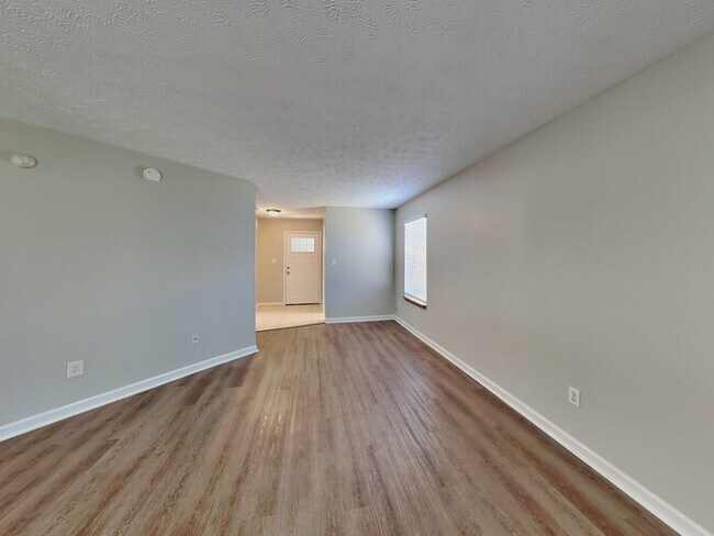 Foto del edificio - 2616 Calabash Dr