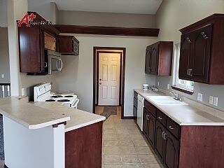 Building Photo - 4308 S Key Ave