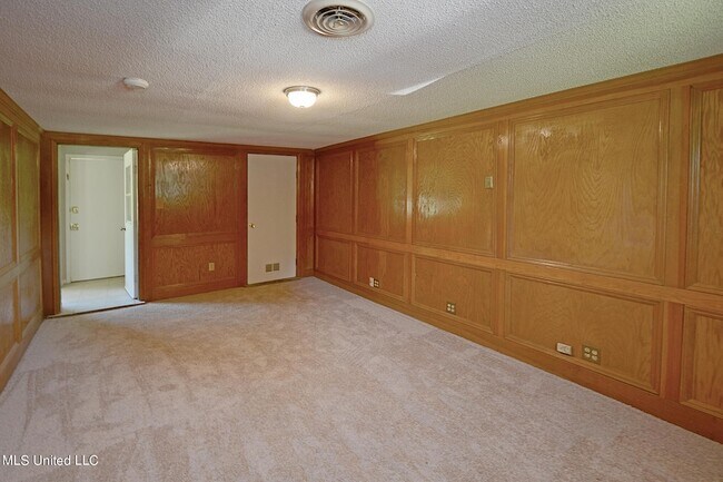 Foto del edificio - 5108 Gray Dr