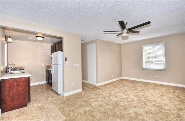 Foto del edificio - 137 Avenida Sierra