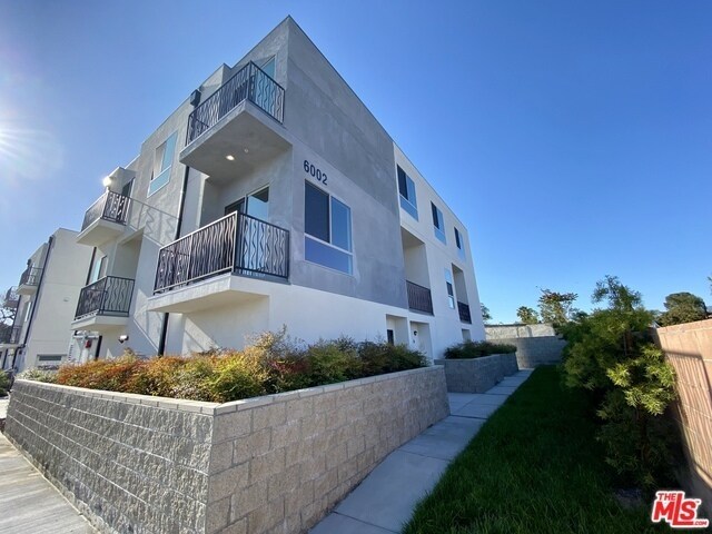 Primary Photo - 6002 Klump Ave
