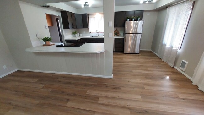 Building Photo - 7805 51st Ave NE